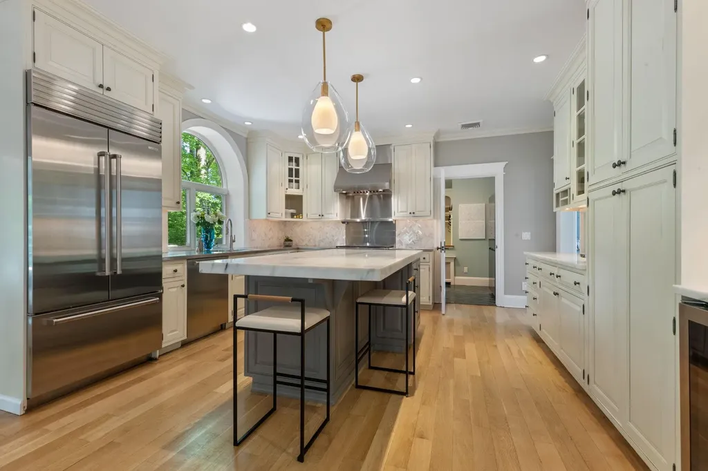 4 Bixby Court Rye NY 10580