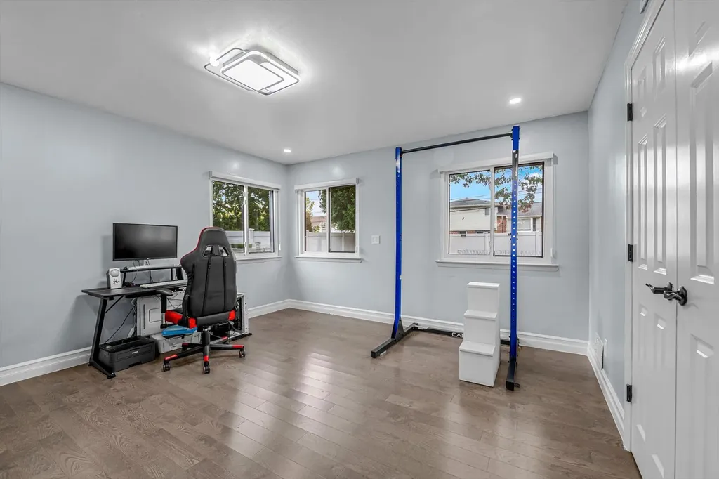 66 Rockland Drive Jericho NY 11753