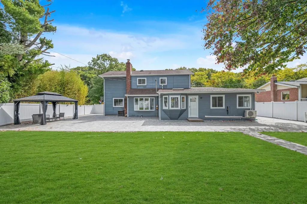 66 Rockland Drive Jericho NY 11753