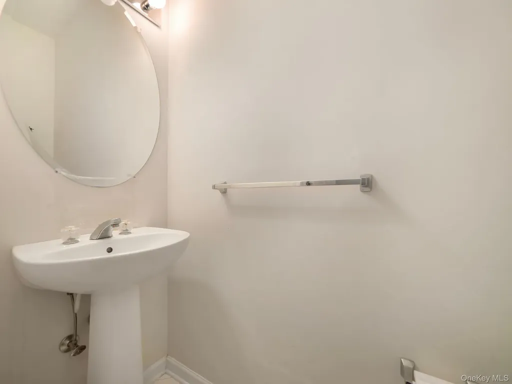 417 Vassar Place Fishkill NY 12524