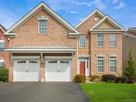 417 Vassar Place Fishkill NY 12524