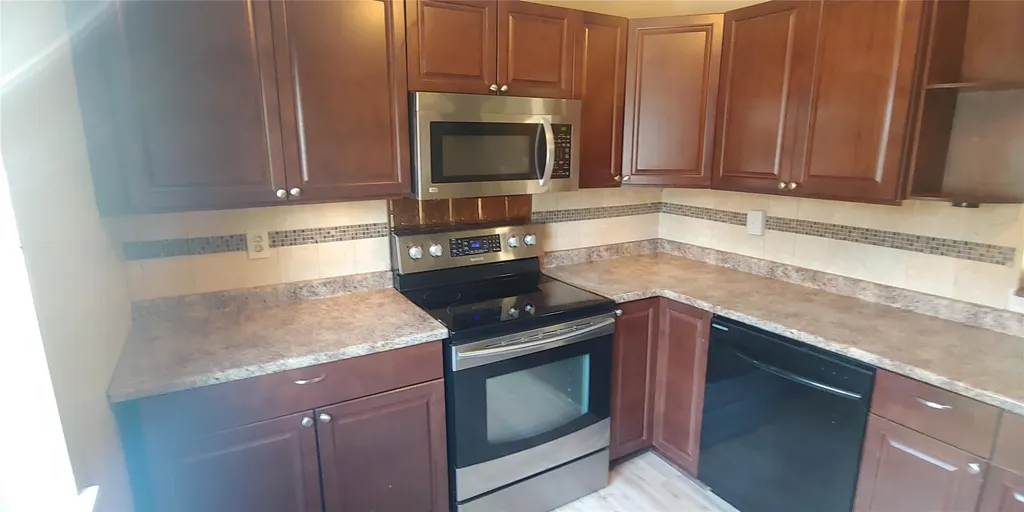 57 Hudson Heights Drive Poughkeepsie NY 12601