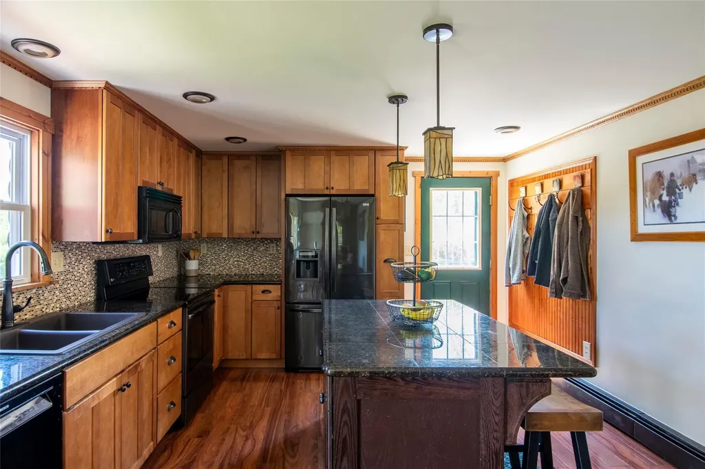 48 Vosburgh Road Red Hook NY 12571