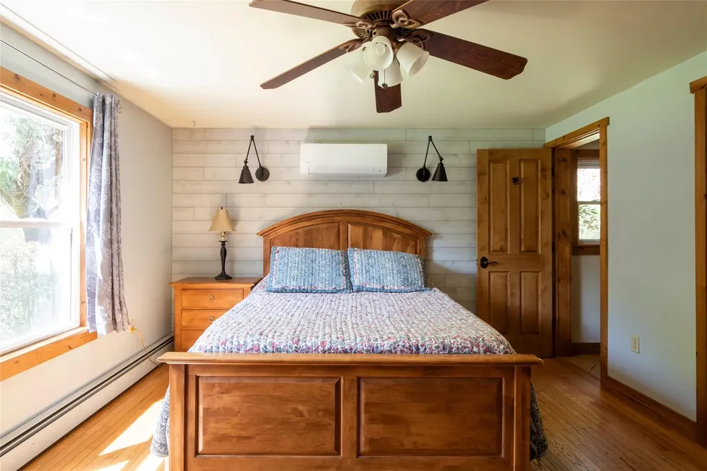 48 Vosburgh Road Red Hook NY 12571