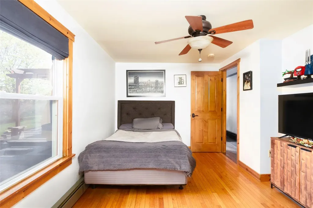 48 Vosburgh Road Red Hook NY 12571