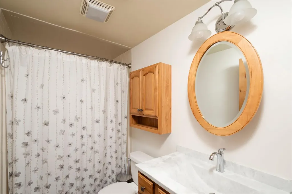 48 Vosburgh Road Red Hook NY 12571