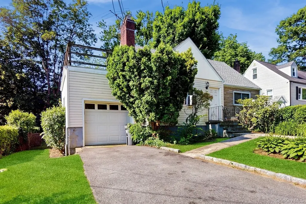 42 Juniper Hill Road White Plains NY 10607