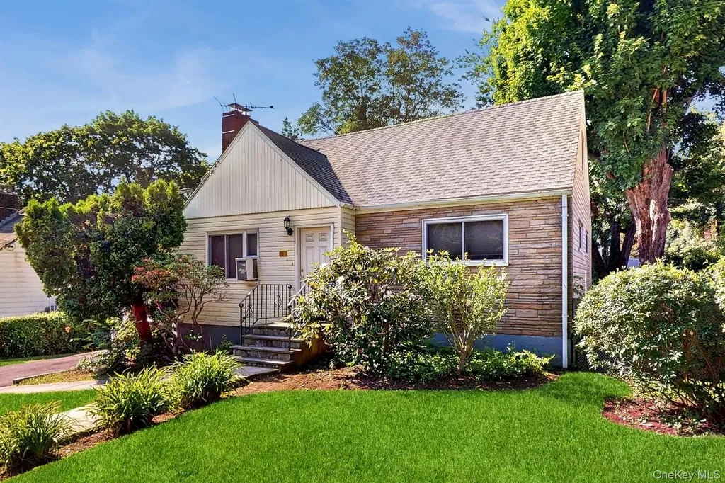 42 Juniper Hill Road White Plains NY 10607