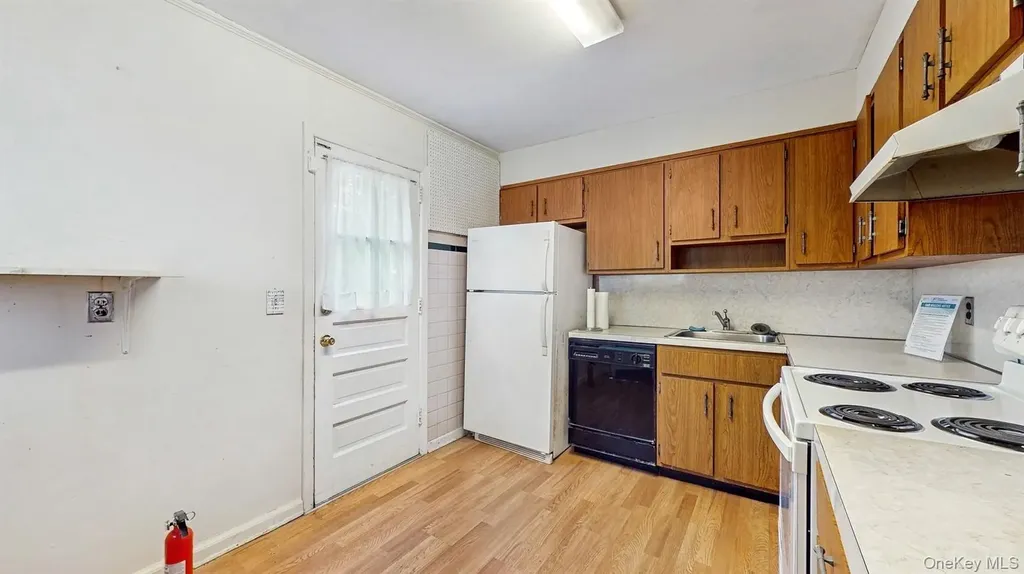 42 Juniper Hill Road White Plains NY 10607