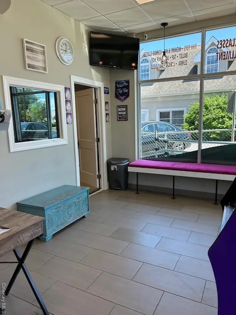 355 Union Boulevard West Islip NY 11795