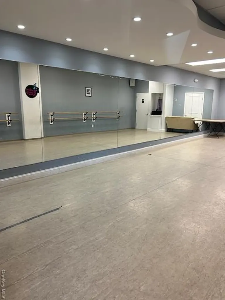 355 Union Boulevard West Islip NY 11795