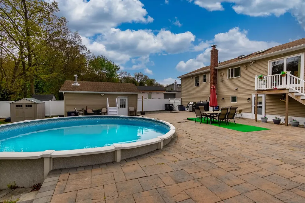 134 Jean Road West Islip NY 11795