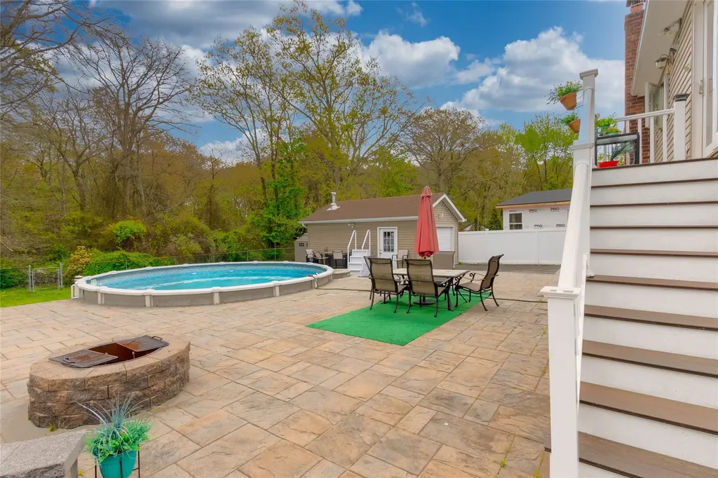 134 Jean Road West Islip NY 11795
