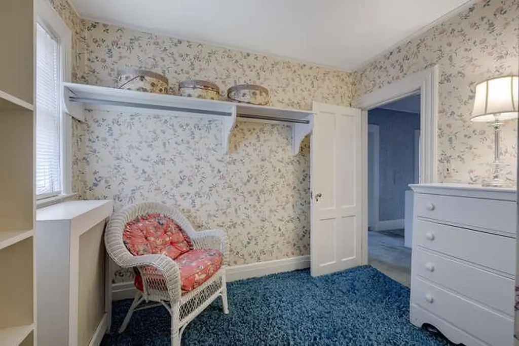 76 Argyle Avenue Babylon NY 11702