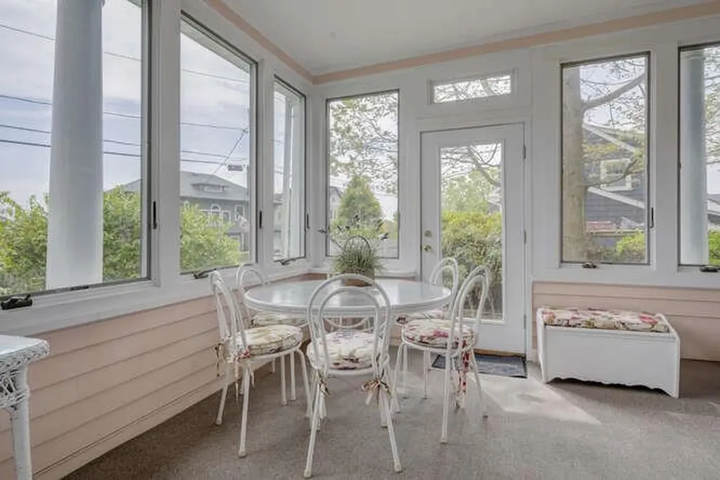 76 Argyle Avenue Babylon NY 11702