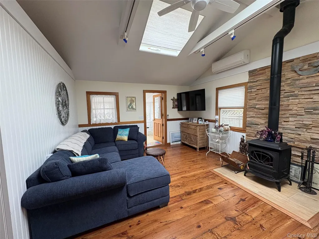 177 Wilmot Ocean Beach NY 11770