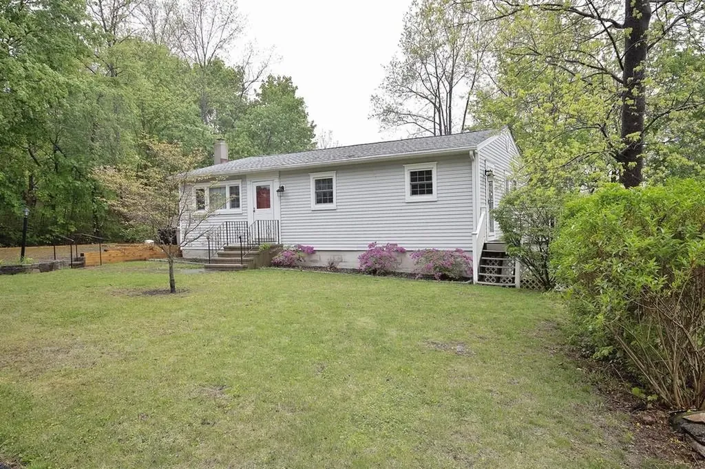 135 Cottage Road Carmel NY 10512