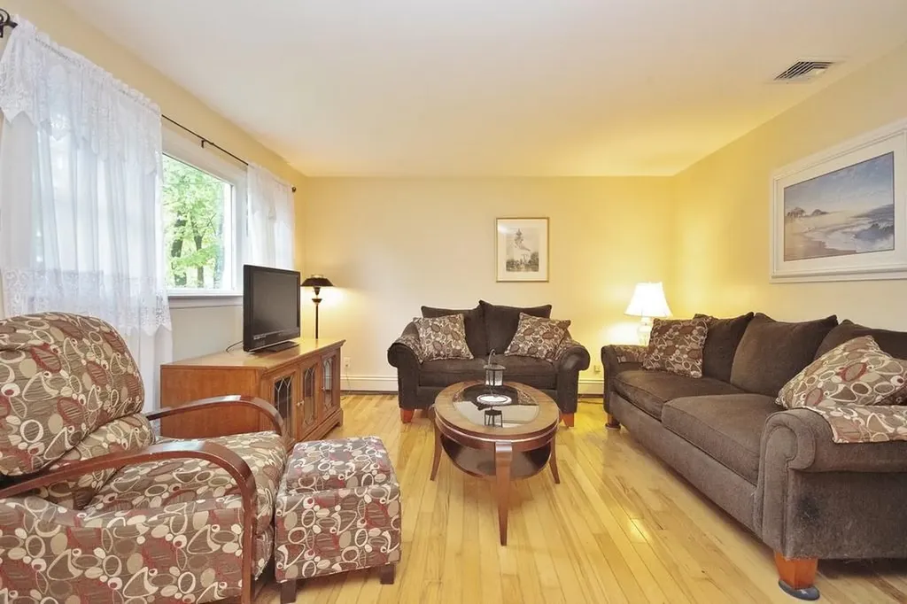 135 Cottage Road Carmel NY 10512