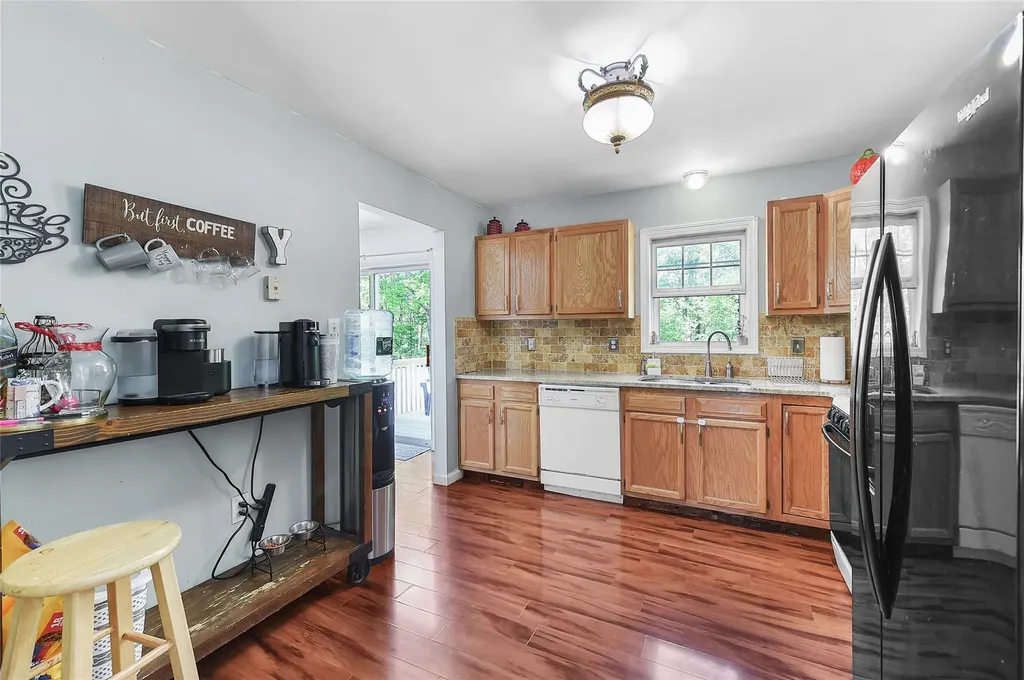 15 Brook Road Walden NY 12586