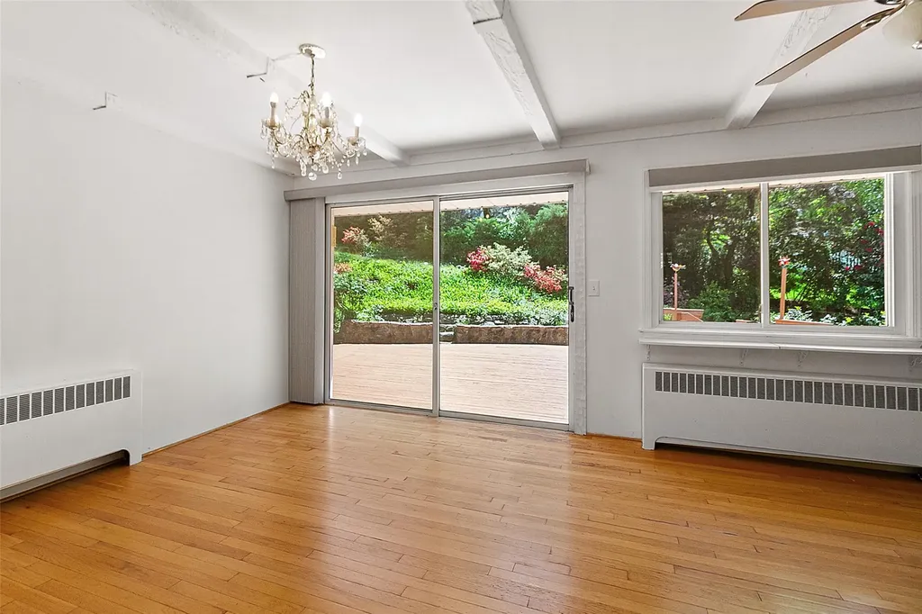 202 W Main Street Mount Kisco NY 10549