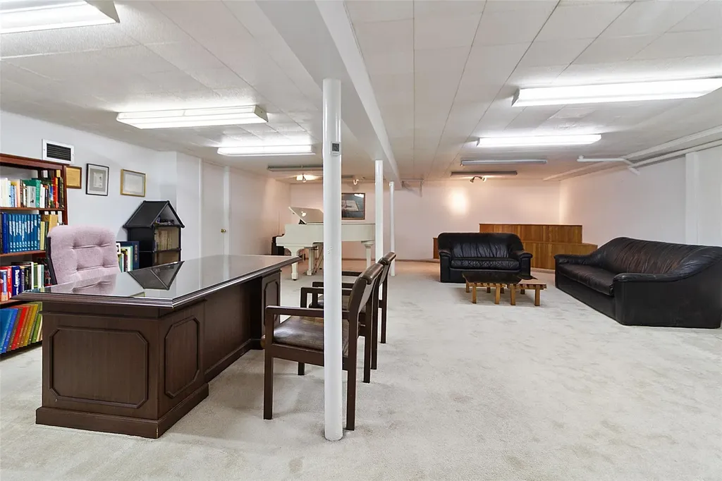202 W Main Street Mount Kisco NY 10549