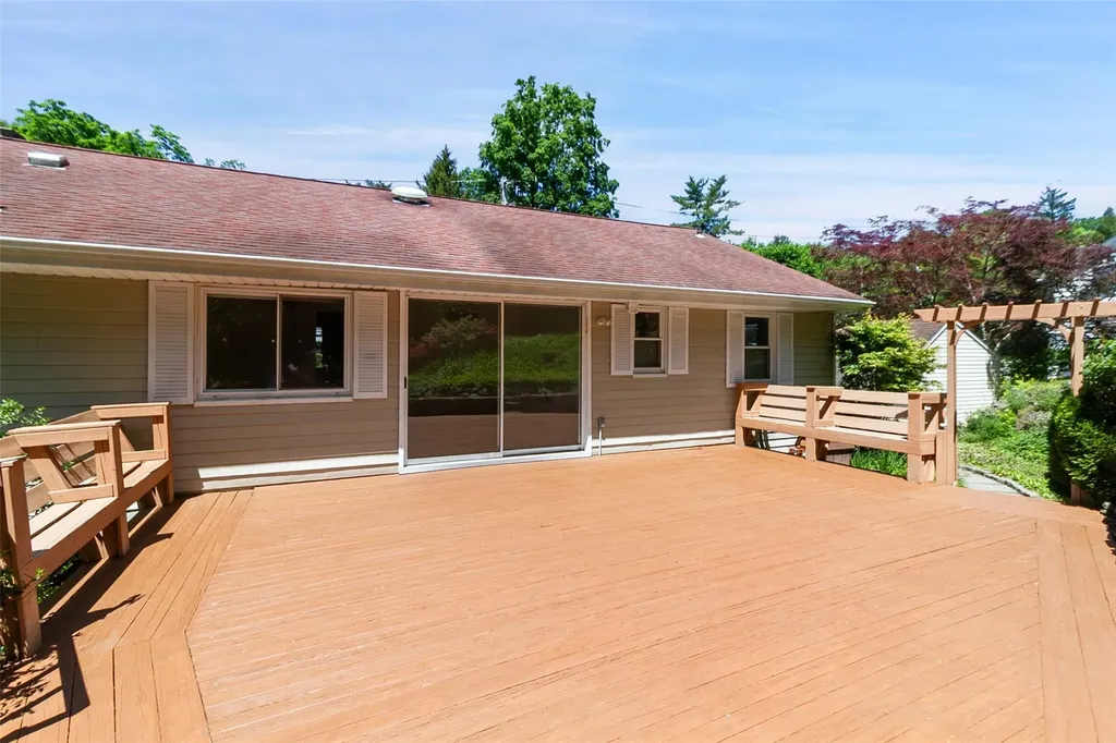 202 W Main Street Mount Kisco NY 10549