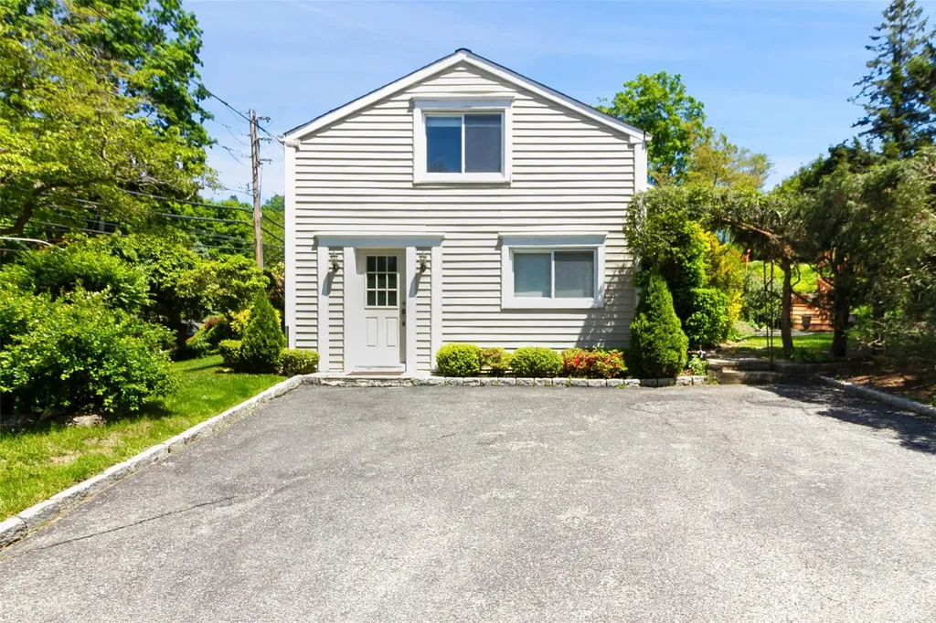 202 W Main Street Mount Kisco NY 10549