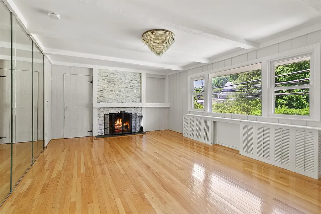 202 W Main Street Mount Kisco NY 10549