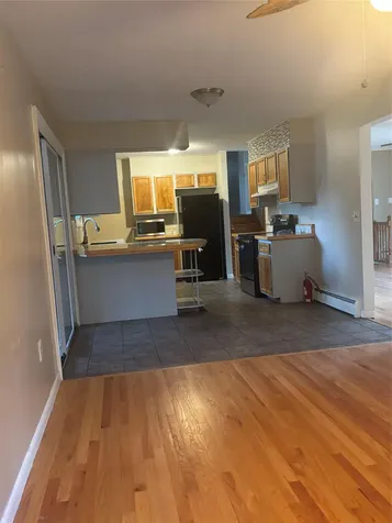 32 Lawrence Road Hyde Park NY 12538