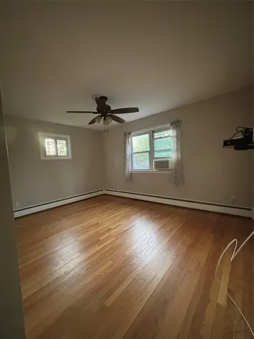 32 Lawrence Road Hyde Park NY 12538