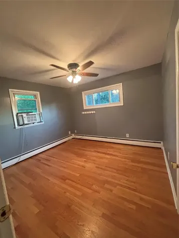 32 Lawrence Road Hyde Park NY 12538