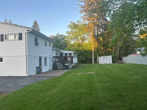 32 Lawrence Road Hyde Park NY 12538