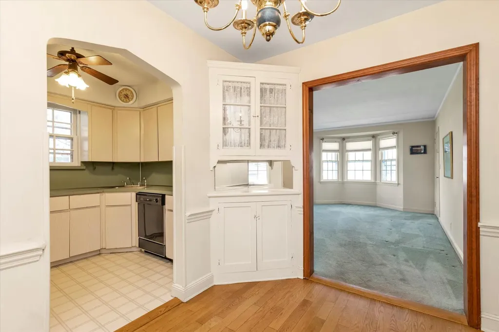 104 E Fenimore Street Valley Stream NY 11580