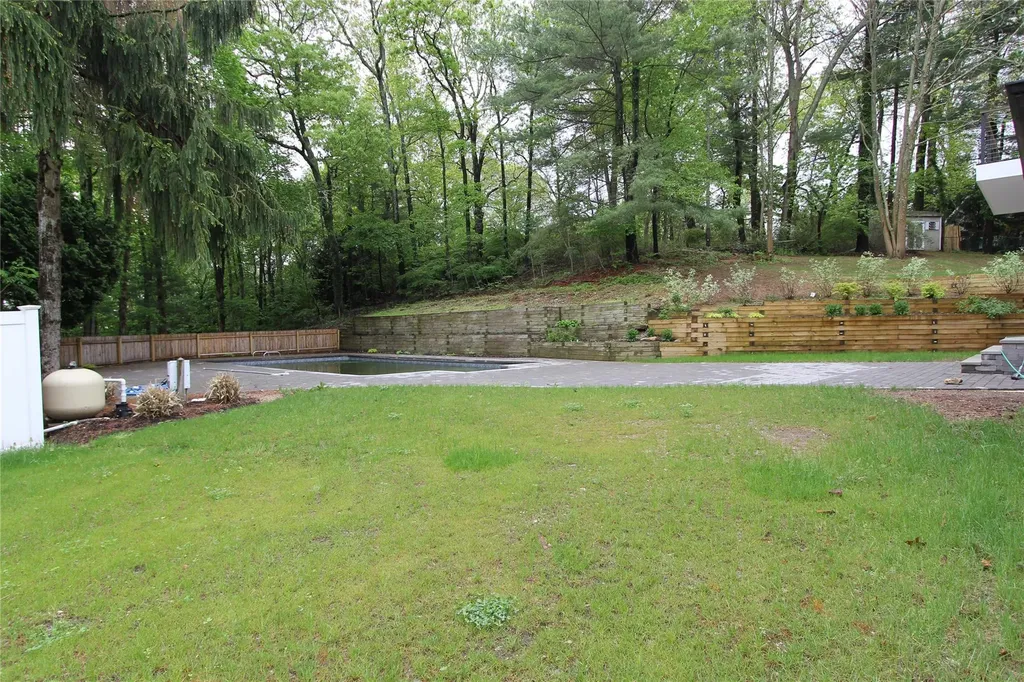 480 Vanderbilt Parkway Dix Hills NY 11746