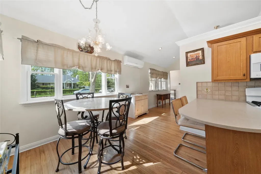 10 Lynch Lane Smithtown NY 11787