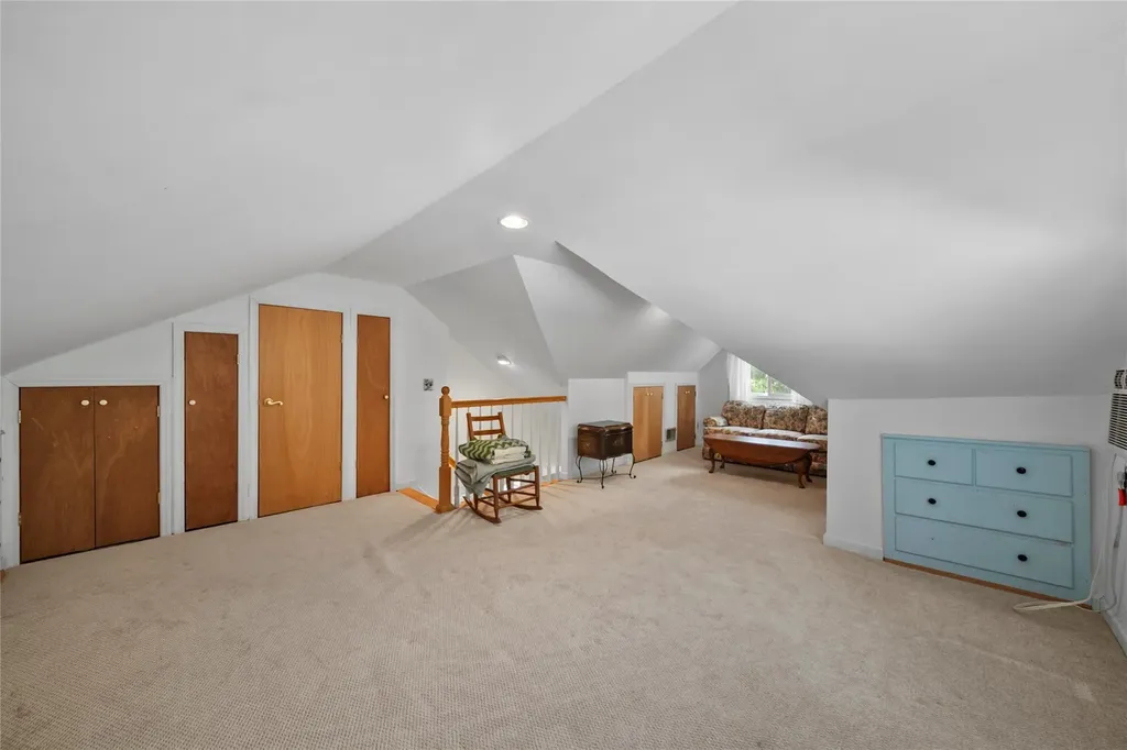 10 Lynch Lane Smithtown NY 11787