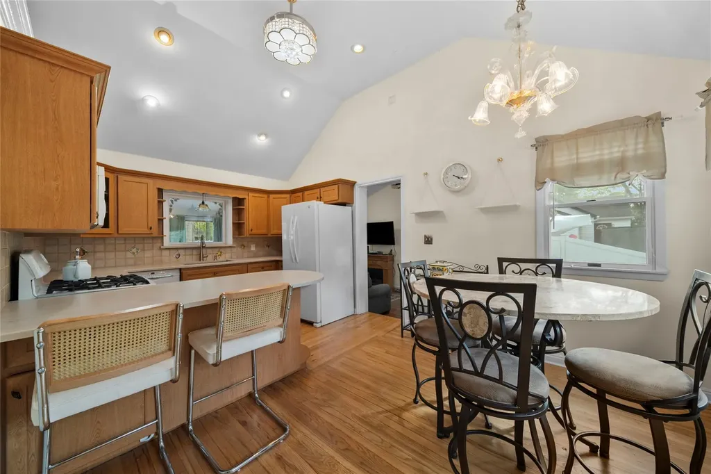 10 Lynch Lane Smithtown NY 11787