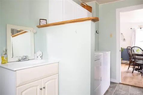 416 West Street Greenport NY 11944