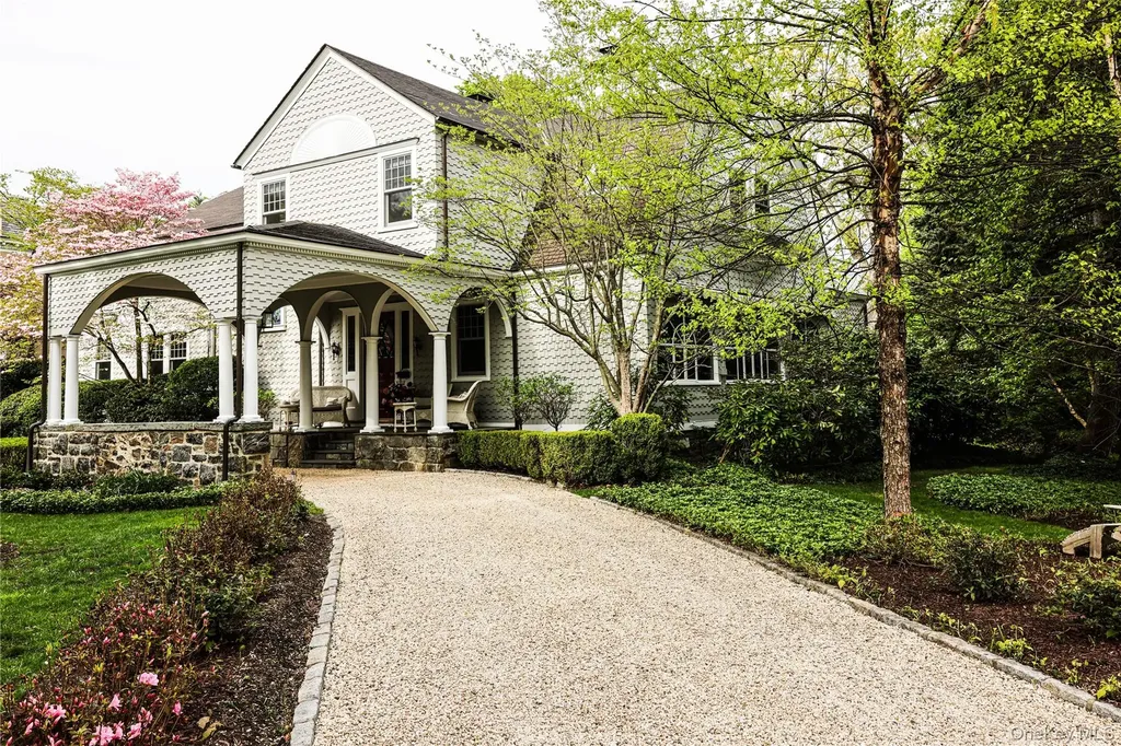 69 Prospect Avenue Larchmont NY 10538