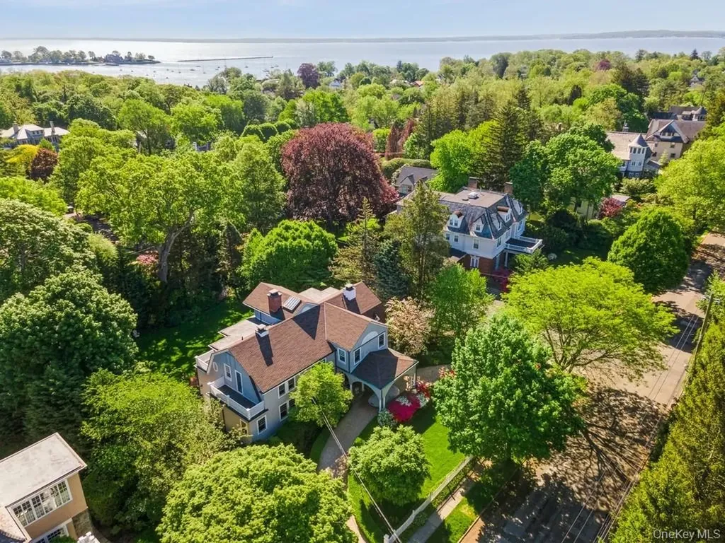 69 Prospect Avenue Larchmont NY 10538