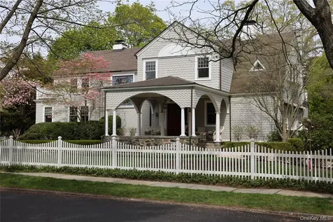 69 Prospect Avenue Larchmont NY 10538