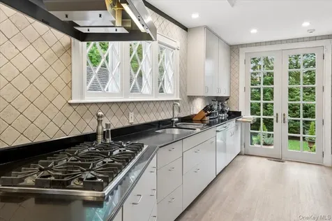 69 Prospect Avenue Larchmont NY 10538