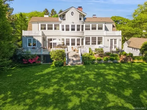 69 Prospect Avenue Larchmont NY 10538