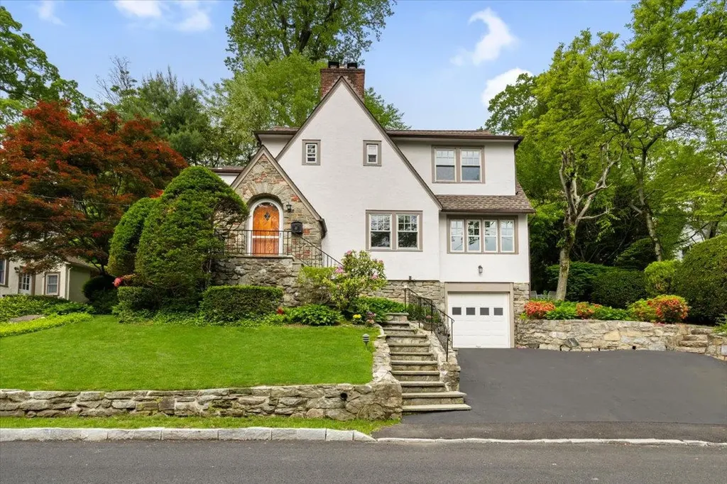 67 Walbrooke Road Scarsdale NY 10583