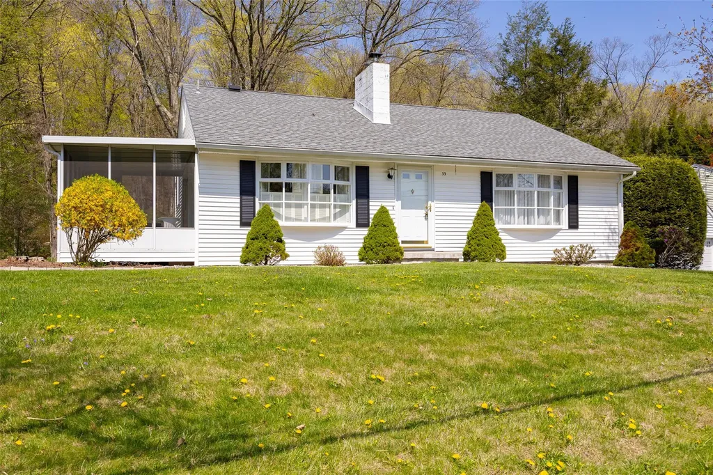 33 Homer Place Poughkeepsie NY 12603