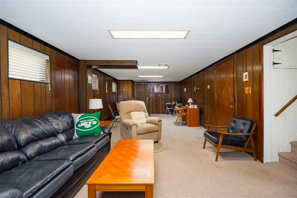 33 Homer Place Poughkeepsie NY 12603