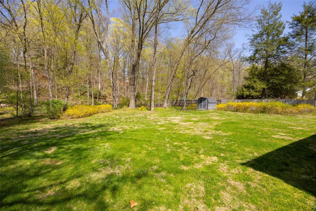 33 Homer Place Poughkeepsie NY 12603