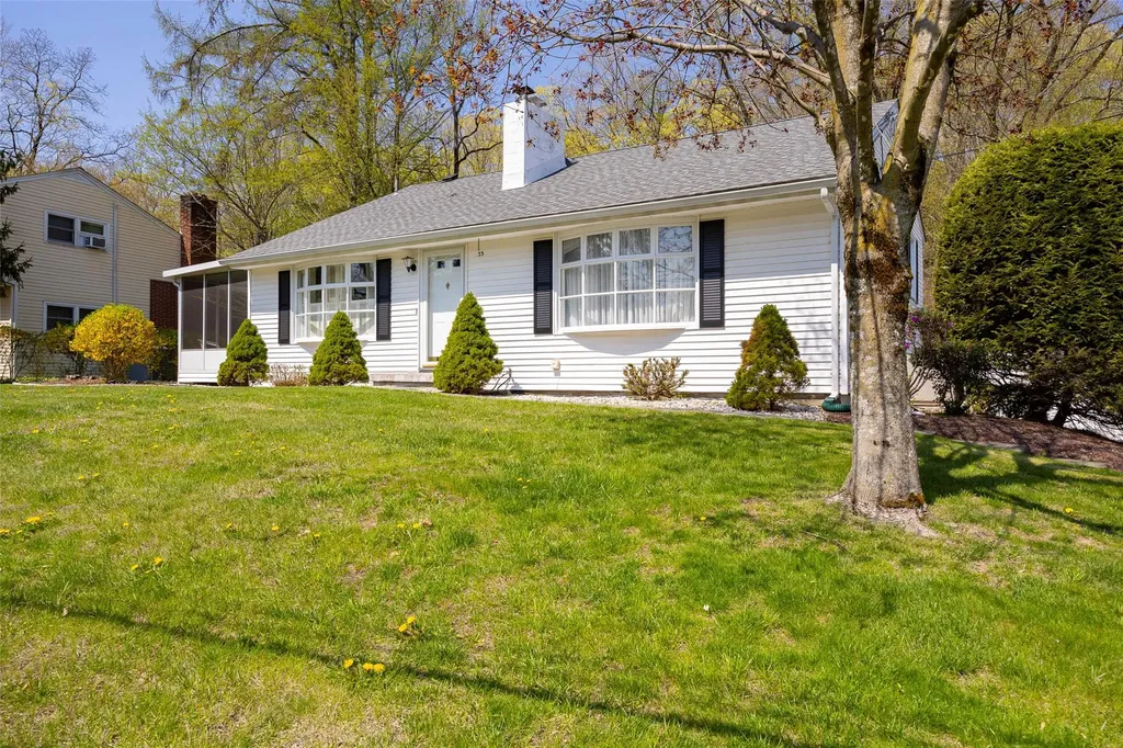 33 Homer Place Poughkeepsie NY 12603