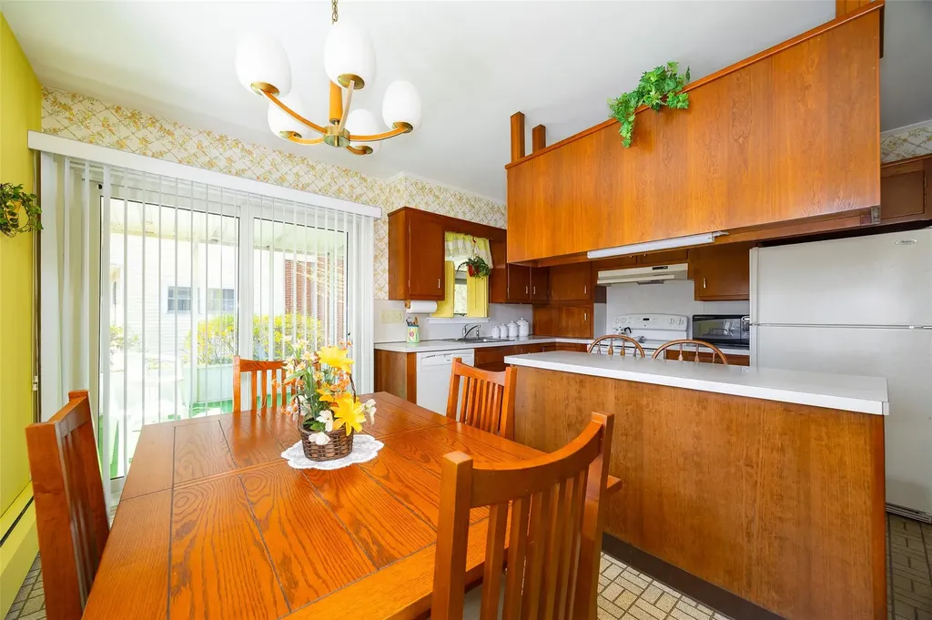 33 Homer Place Poughkeepsie NY 12603