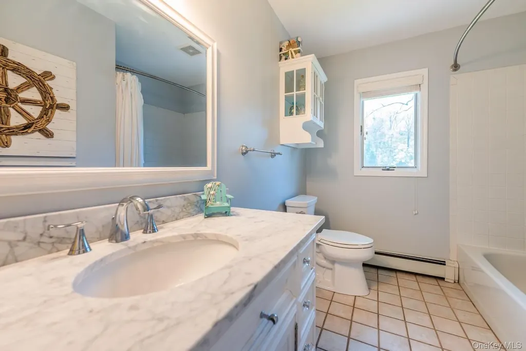 60 Bayview Drive Huntington NY 11743
